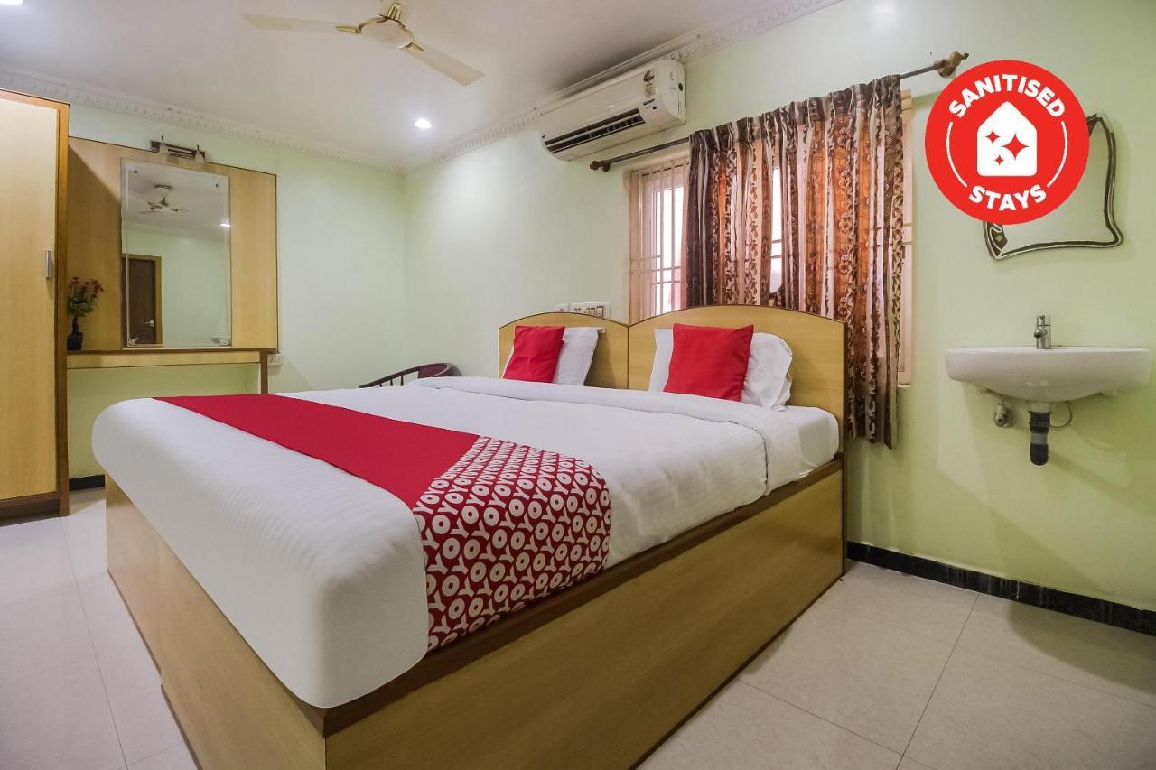 Oyo 70841 Hotel Anjali Residency Velur Exteriör bild